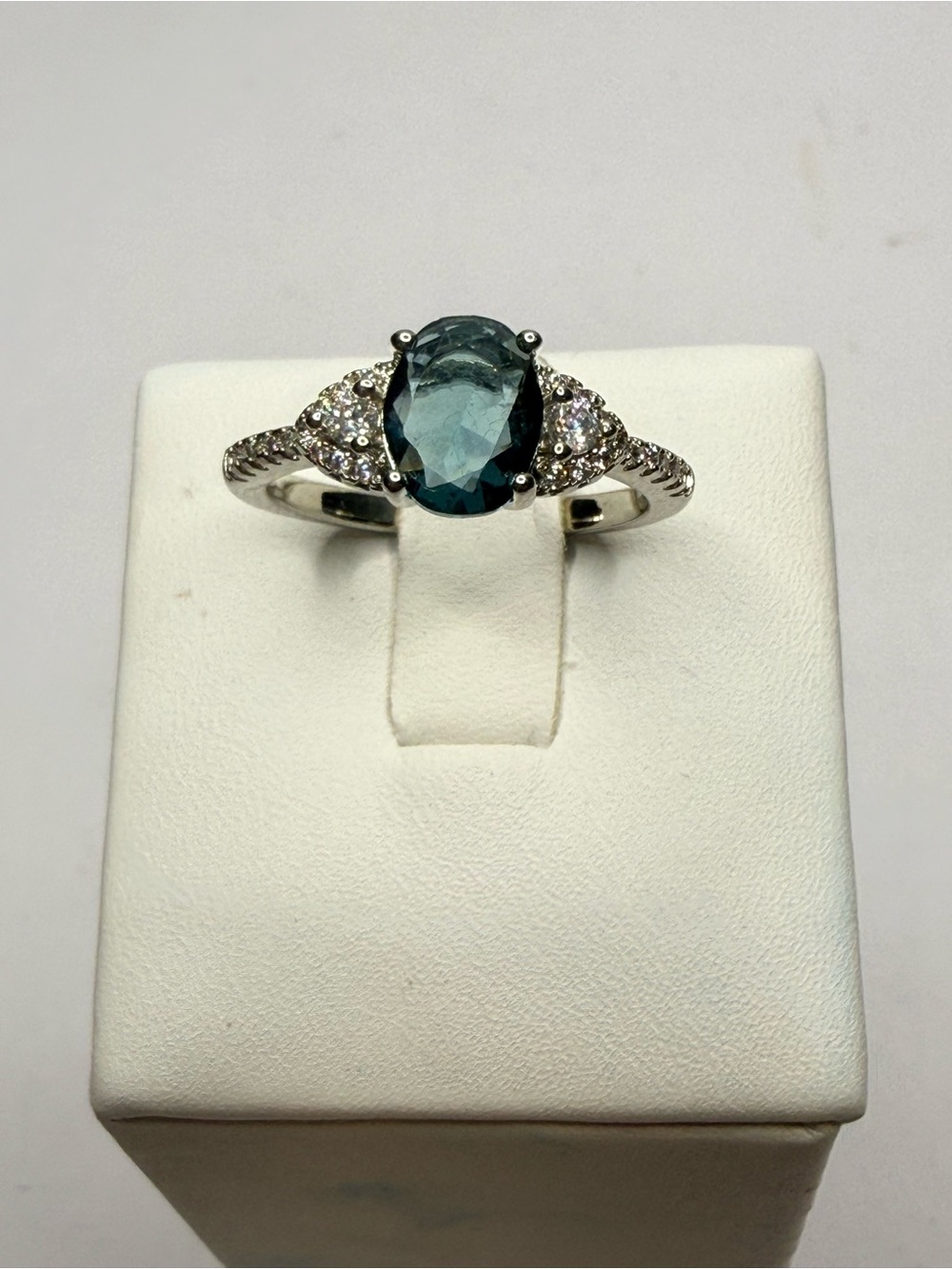 Blue Stone Cocktail Ring Silver Tone (Approx. Size 8)